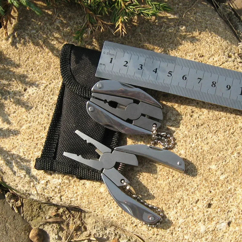 Herramientas EDC, Kits de viaje, alicates plegables multifunción portátiles, cuchillo plegable de acero inoxidable, llavero, destornillador, supervivencia para acampar