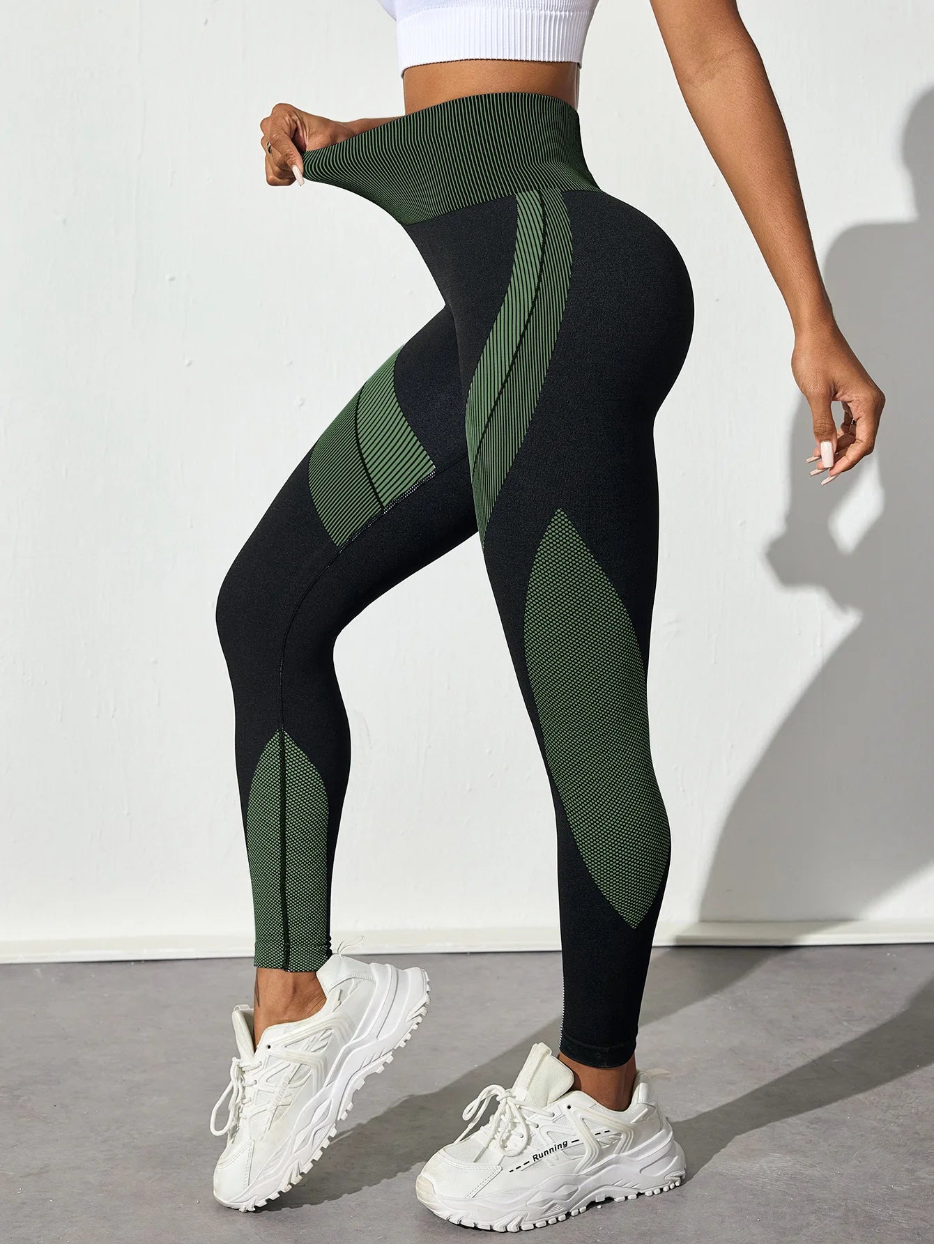 Mallas de Yoga sin costuras para mujer, pantalones de entrenamiento deportivos para gimnasio, cintura alta, suaves y elásticos, transpirables, levantamiento de glúteos