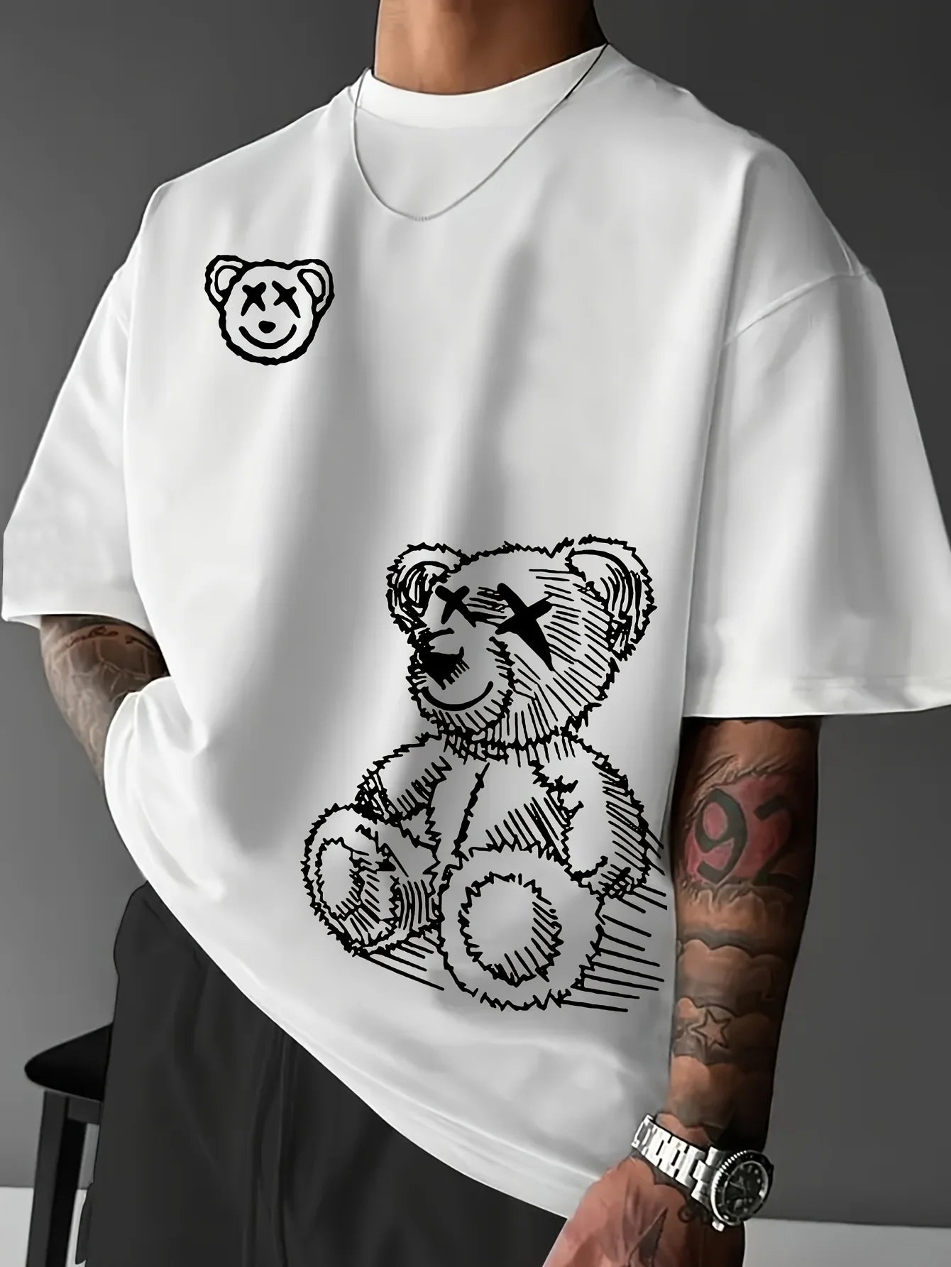 Camiseta deportiva informal de algodón puro 100% para hombre, camiseta holgada y a la moda con estampado de oso de dibujos animados, cuello redondo, manga corta, verano