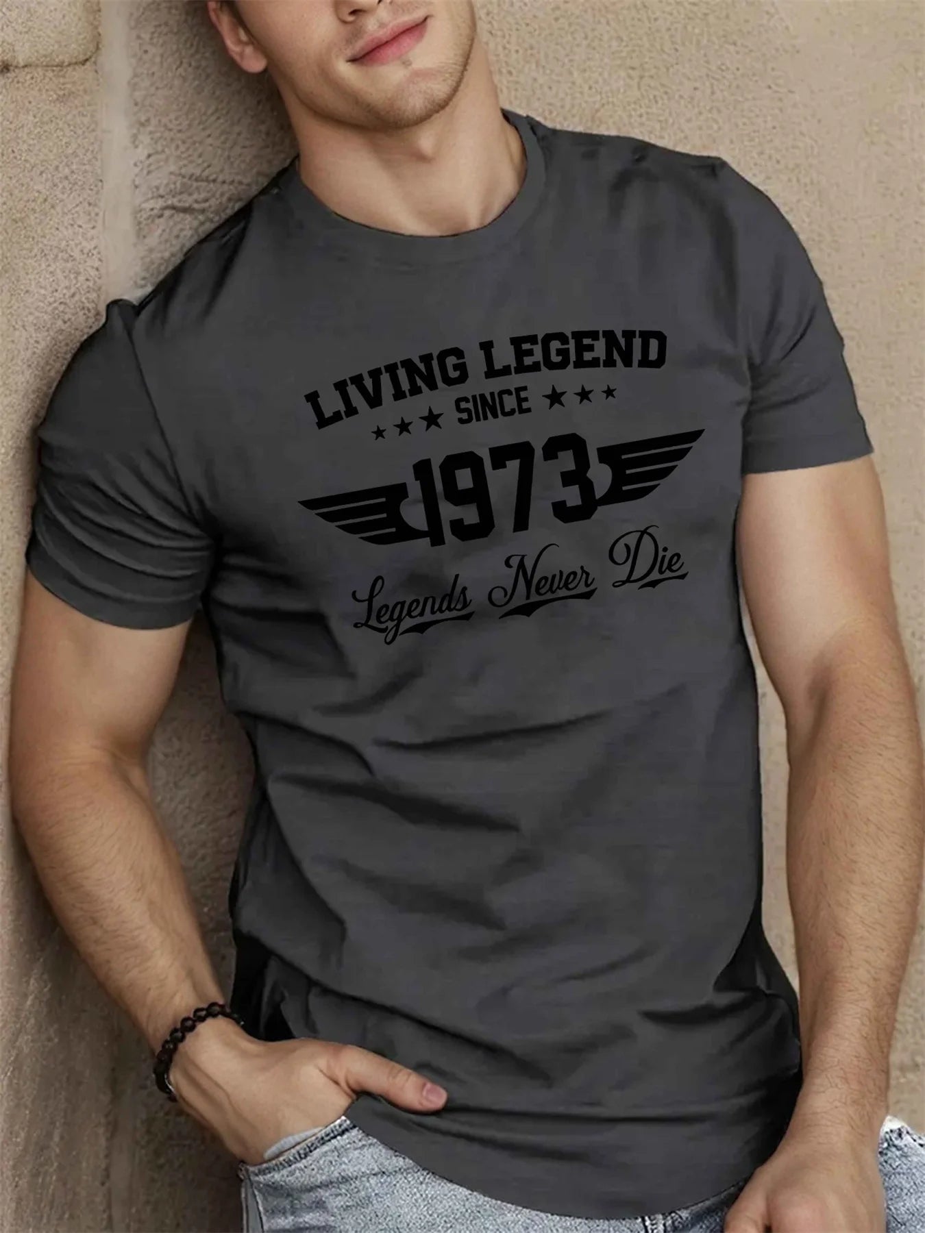 Verano de los hombres 100 algodón casual suelto de talla grande DESDE 1973 patrón impreso deportes cómodo cuello redondo Camiseta de manga corta