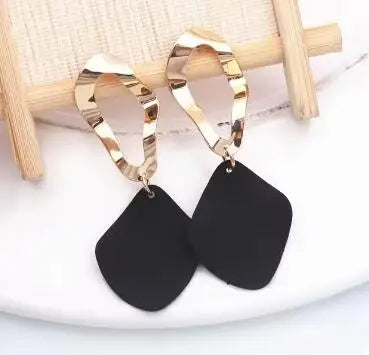 Pendientes colgantes con forma de rombo de doble Color para mujer, aretes colgantes con entramado de Metal dorado hueco, joyerÃa Punk geométrica para fiesta