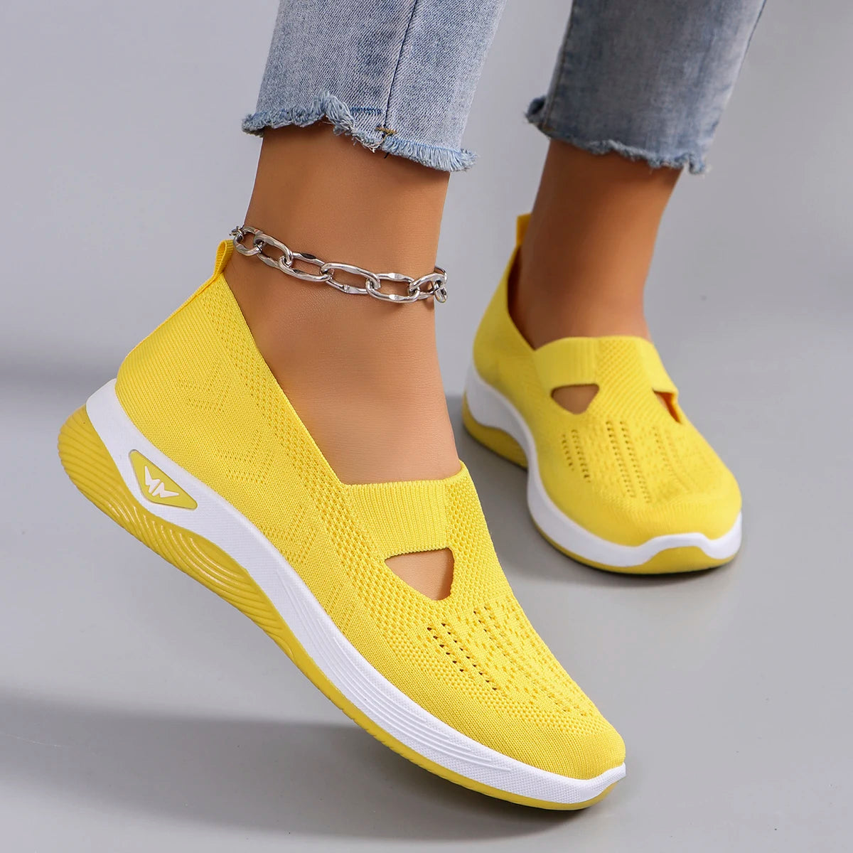 Nuevos zapatos deportivos de primavera para mujer, zapatos deportivos informales a la moda, transpirables, ligeros, antideslizantes, resistentes al desgaste, zapatos planos