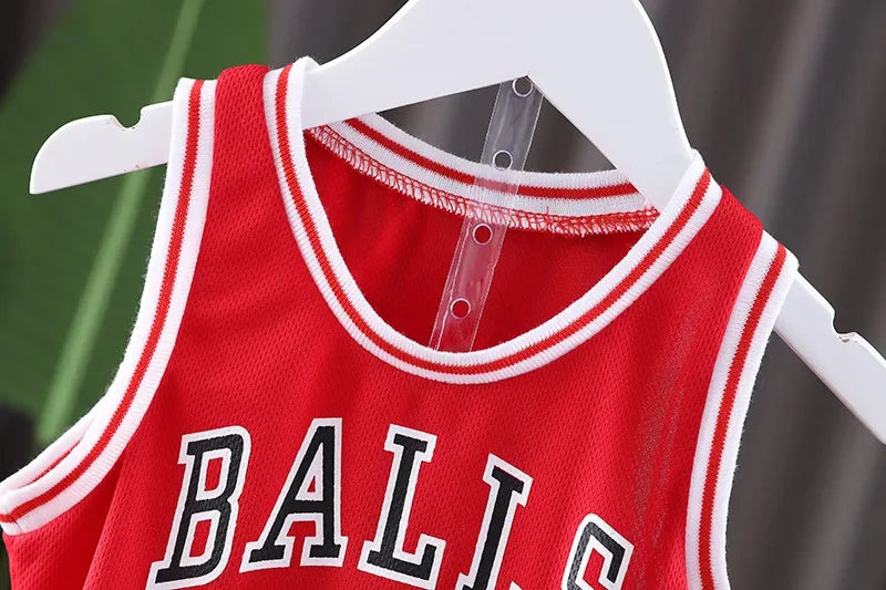 2025 Verano bebé niño niña baloncesto guarderÃÂa ropa camiseta camisola + Pantalones cortos niños chándales 1 2 3 4 5 6 años