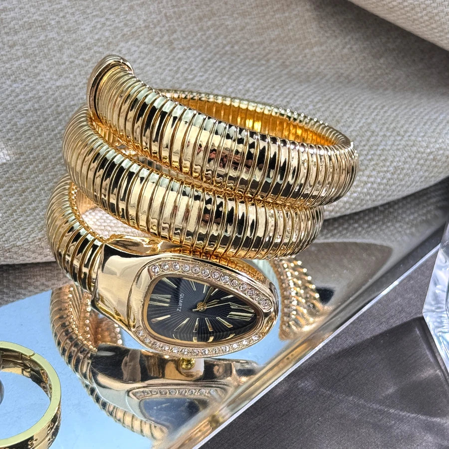 Reloj de aleación serpentina de alta calidad a la moda para mujer con caja de diamantes Reloj de pulsera de cuarzo de alta calidad estilo famoso