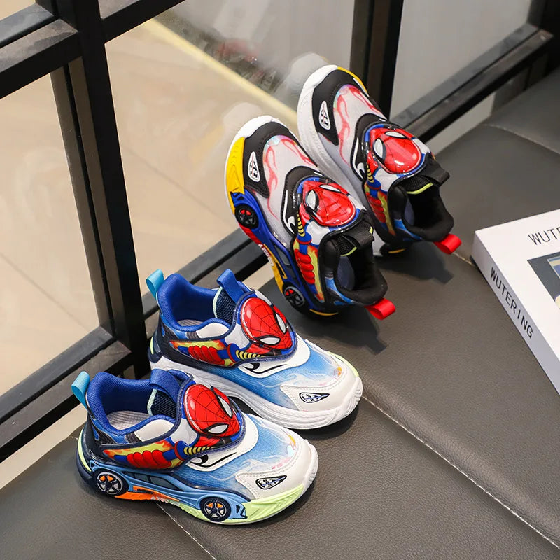 Zapatos para niños, zapatillas de deporte de Spiderman con luces LED de dibujos animados a la moda para niños, zapatos deportivos antideslizantes transpirables para estudiantes, talla 26-35