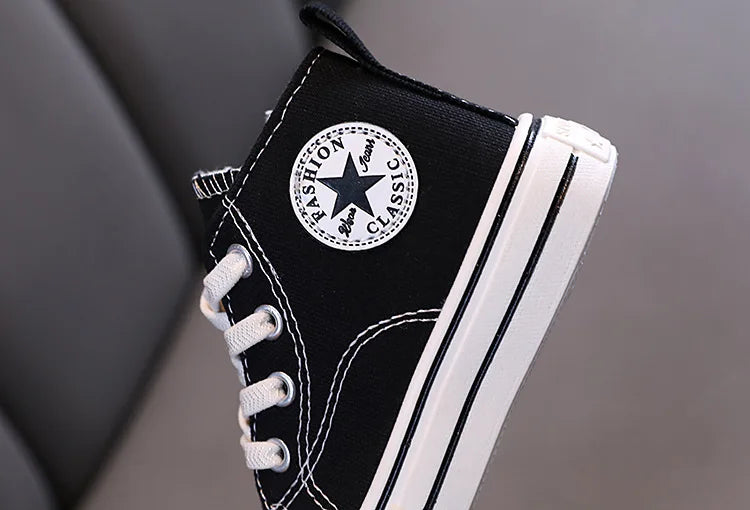 Zapatos de lona de caña media para niños, zapatos informales cómodos de fondo suave para niños y niñas, zapatos de tablero transpirables antideslizantes