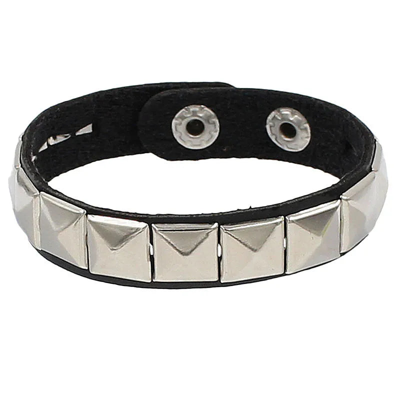 Pulsera Punk de cuero de los años 80 para hombres y mujeres, pulsera gótica Punk Rock, brazalete Unisex para accesorios de recuerdos de fiesta de Halloween