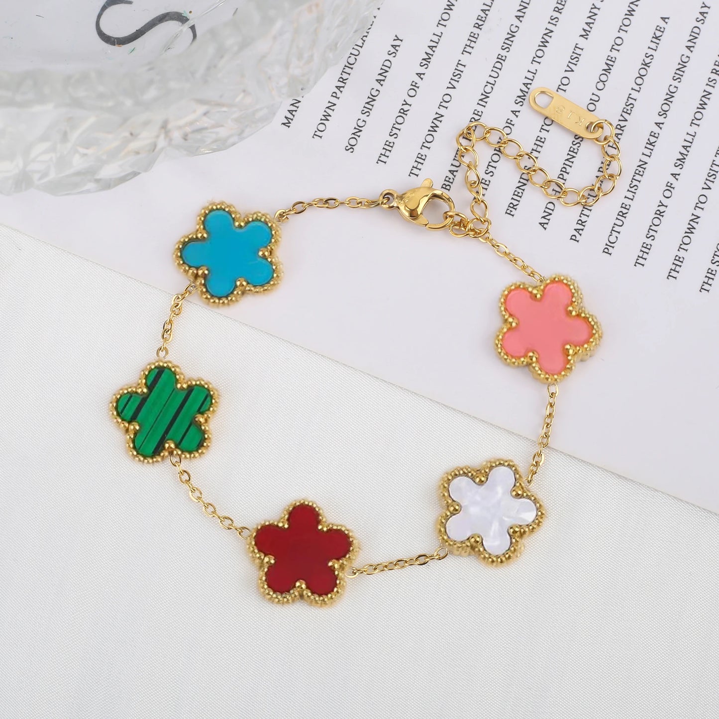Pulsera clásica de acero inoxidable para mujer, brazalete ajustable de cinco flores, joyerÃa de fiesta a la moda, regalos de trébol