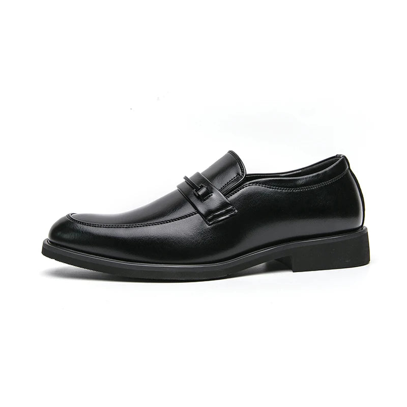Mocasines casuales clásicos para hombre, zapatos de conducción, moda masculina, zapatos cómodos de cuero para boda, zapatos de vestir negros de negocios