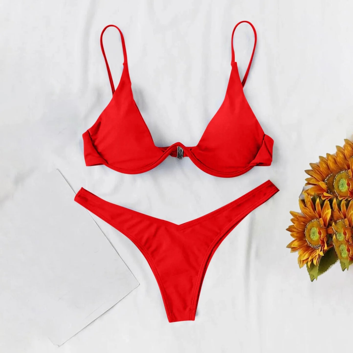 Bikini Sexy con aros para Mujer, traje de baño rojo liso con sujetador de realce, Tanga, traje de baño con cuello Halter y cuello de pico, Mini microtanga 2024