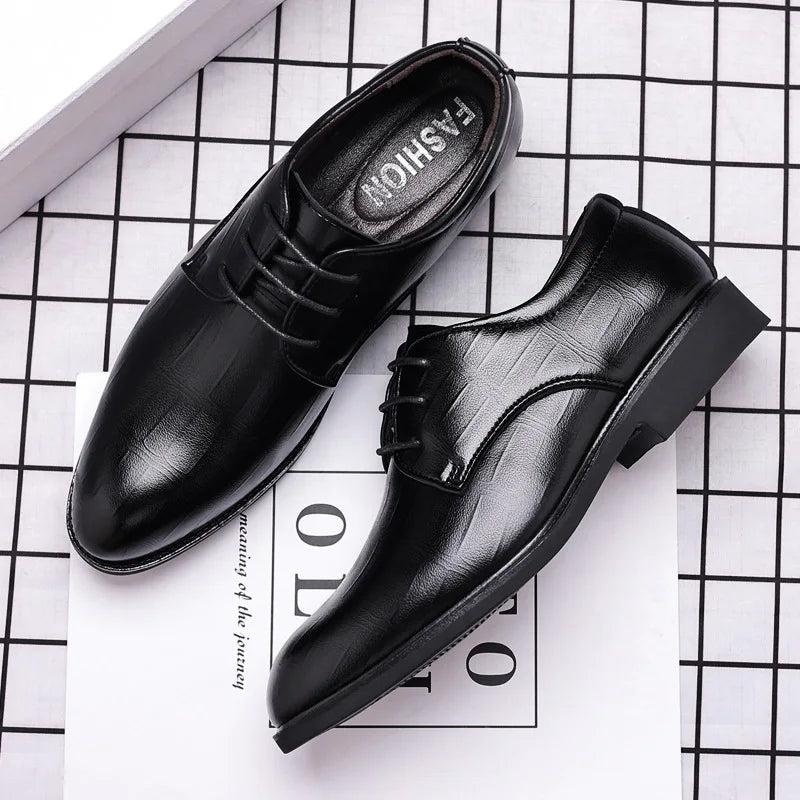 Zapatos de vestir de cuero para hombre, zapatos formales sociales para hombre, zapatos informales de negocios con punta estrecha, zapatos de diseñador de fiesta de lujo para hombre