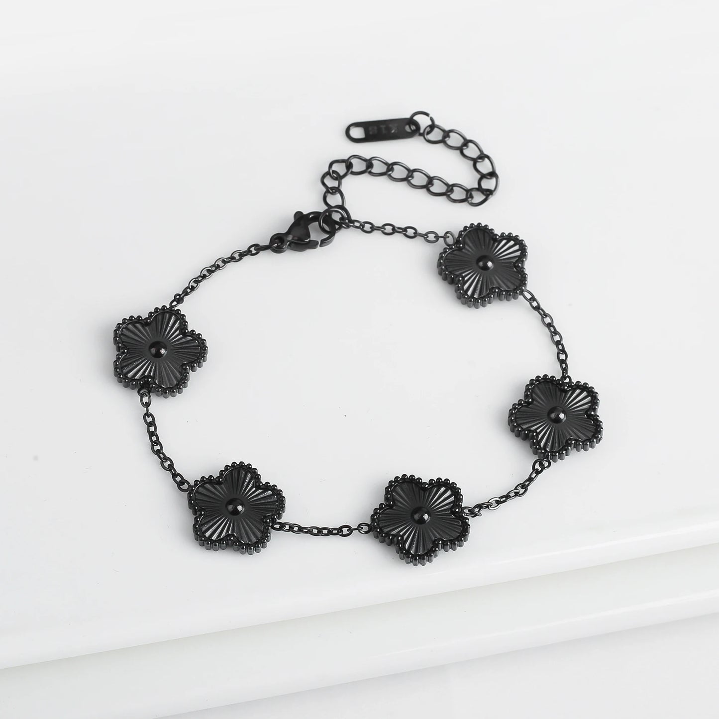 Pulsera clásica de acero inoxidable para mujer, brazalete ajustable de cinco flores, joyerÃa de fiesta a la moda, regalos de trébol