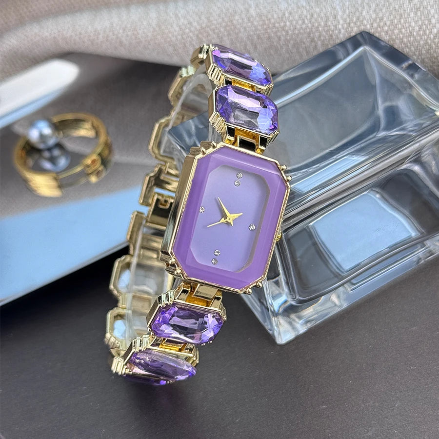 Reloj de mujer de estilo europeo y americano con cadena de diamantes de imitación de sección grande, caja rectangular de color, esfera de diamantes de imitación