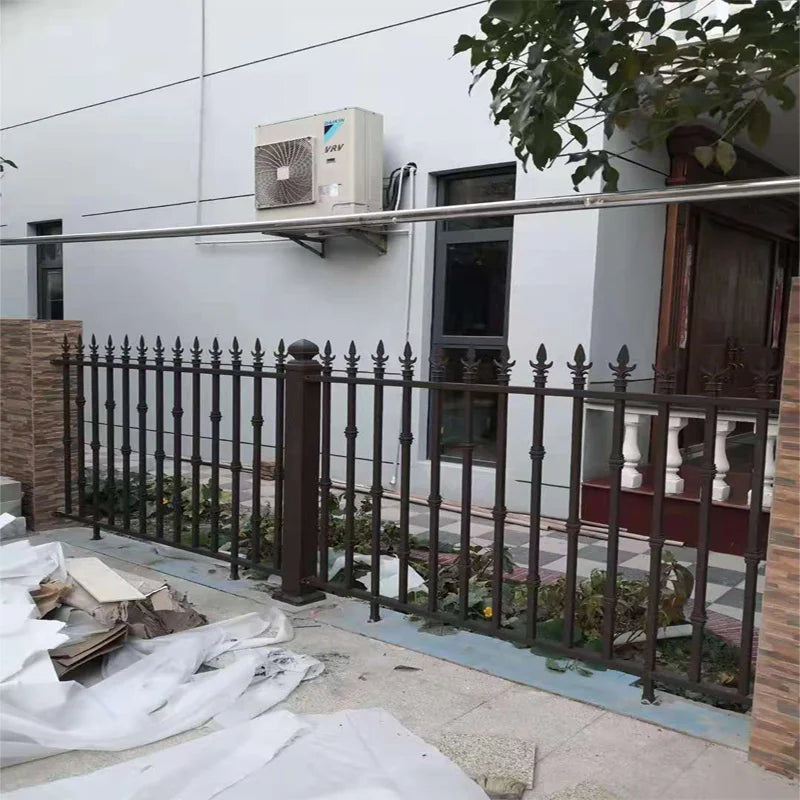 Venta al por mayor de paneles de valla de aluminio, puertas de entrada, paneles de valla de aluminio recubiertos en polvo de alta calidad para jardín