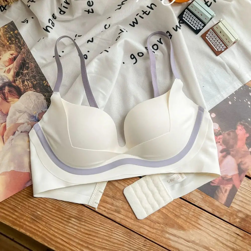 Sujetador ajustado inalámbrico con escote en V profundo, sujetador sin costuras a prueba de golpes para mujer, lencería antiflacidez, ropa interior push-up para niñas