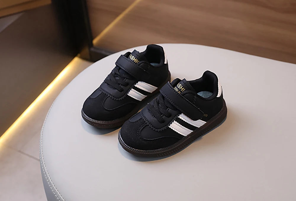 Zapatos deportivos de moda para niños, zapatillas ergonómicas de cuero PU para niños, zapatillas de deporte de suela blanda para niños, zapatillas de tenis para niños y niñas