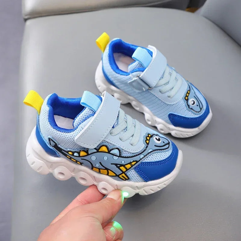 Zapatillas de deporte informales con dibujos animados para niños y niñas, zapatos de iluminación transpirables con malla LED, zapatos iluminados para bebés