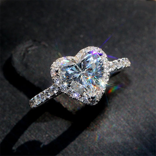 Anillo de corazÃ³n de Color plateado de lujo para mujer, joyerÃ­a de compromiso con incrustaciones de Metal exquisito, piedras de circonita blanca, anillo de boda