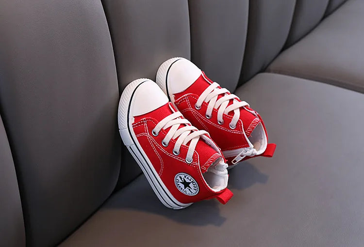 Zapatos de lona de caña media para niños, zapatos informales cómodos de fondo suave para niños y niñas, zapatos de tablero transpirables antideslizantes