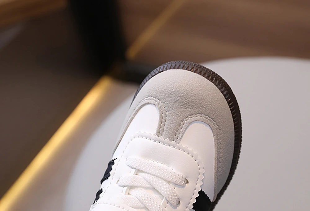Zapatos deportivos de moda para niños, zapatillas ergonómicas de cuero PU para niños, zapatillas de deporte de suela blanda para niños, zapatillas de tenis para niños y niñas
