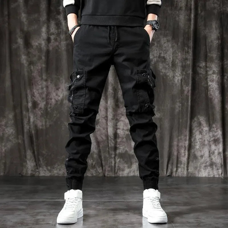 Pantalones Cargo de moda para hombre, pantalones ajustados de estilo informal, holgados, estilo americano, pantalones de pie pequeños con múltiples bolsillos, color negro, primavera y otoño