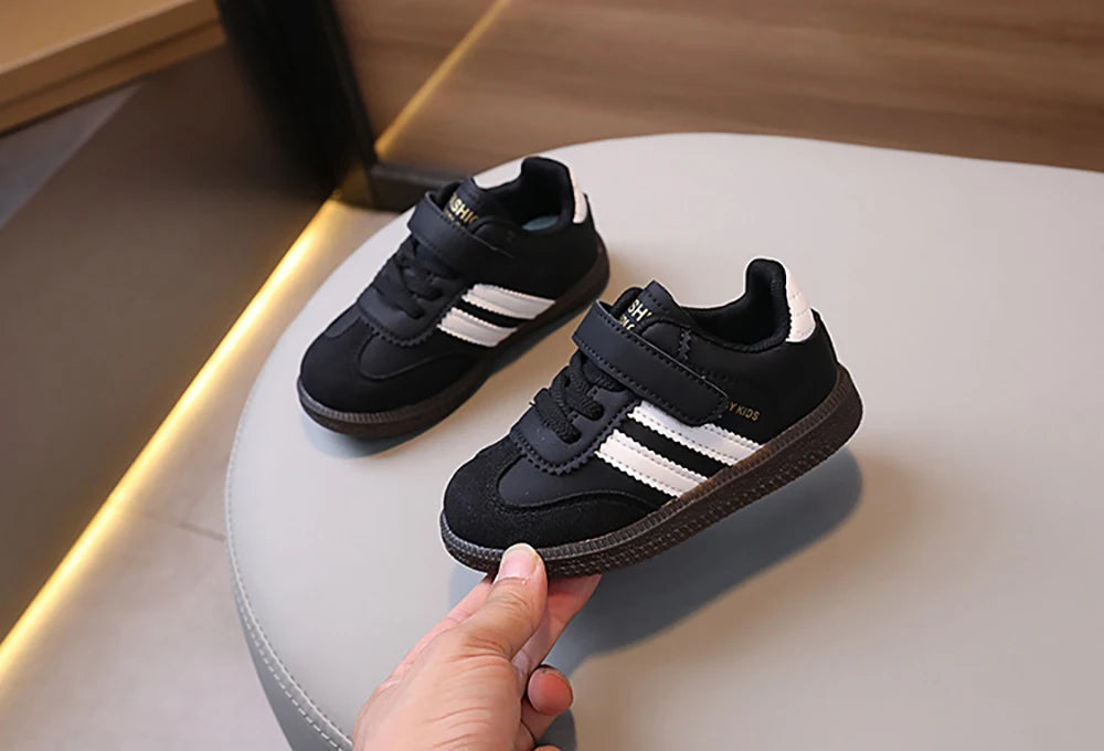 Zapatos deportivos de moda para niños, zapatillas ergonómicas de cuero PU para niños, zapatillas de deporte de suela blanda para niños, zapatillas de tenis para niños y niñas
