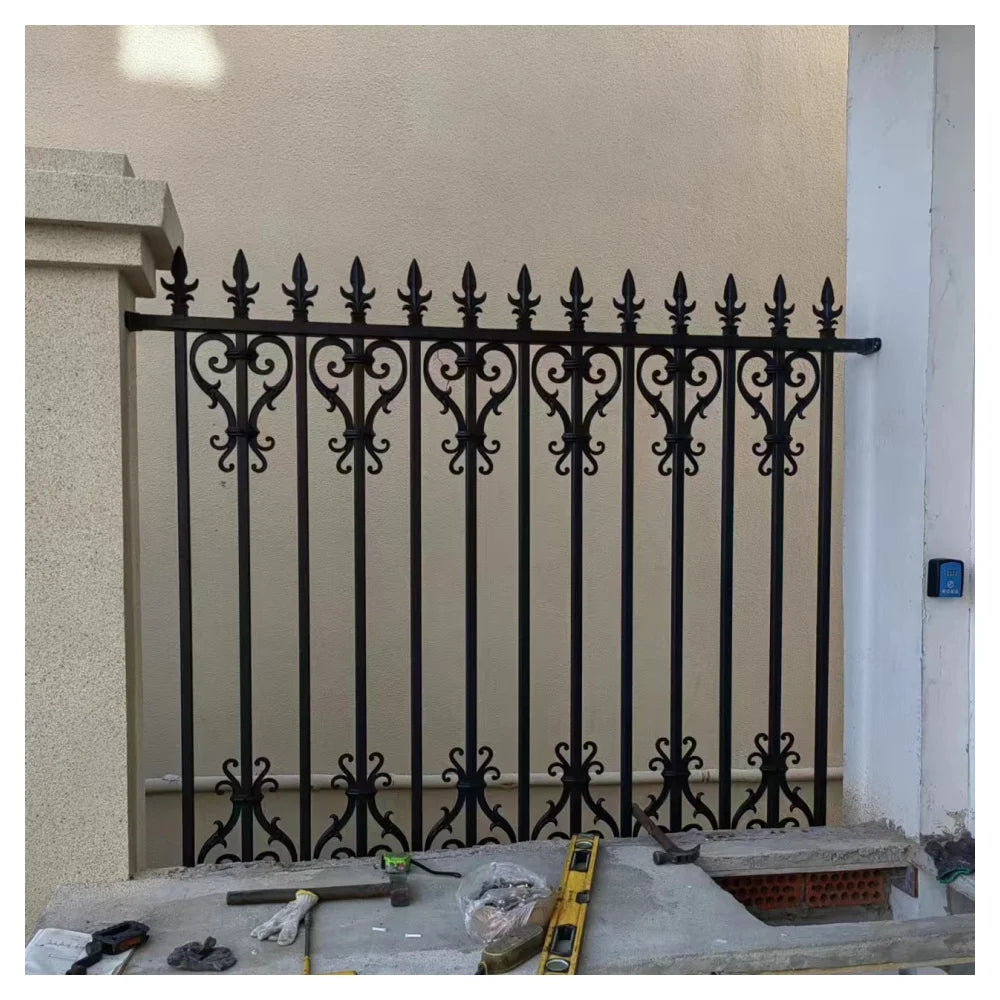 Venta al por mayor de paneles de valla de aluminio, puertas de entrada, paneles de valla de aluminio recubiertos en polvo de alta calidad para jardín