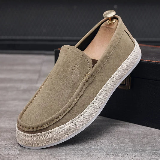 Zapatos informales para hombre, mocasines de gamuza a la moda, nuevos zapatos cómodos y suaves para hombre, zapatos planos resistentes para hombre
