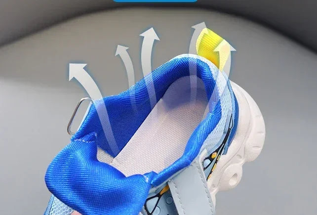 Zapatillas de deporte informales con dibujos animados para niños y niñas, zapatos de iluminación transpirables con malla LED, zapatos iluminados para bebés