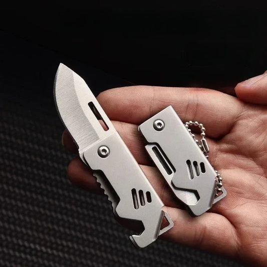 Mini cuchillo plegable de acero, cuchillo de supervivencia portátil para acampar, cuchillo plegable de bolsillo, llavero de autodefensa, colgante, 1 ud.