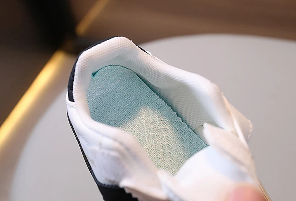 Zapatos deportivos de moda para niños, zapatillas ergonómicas de cuero PU para niños, zapatillas de deporte de suela blanda para niños, zapatillas de tenis para niños y niñas