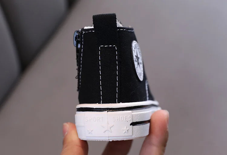 Zapatos de lona de caña media para niños, zapatos informales cómodos de fondo suave para niños y niñas, zapatos de tablero transpirables antideslizantes