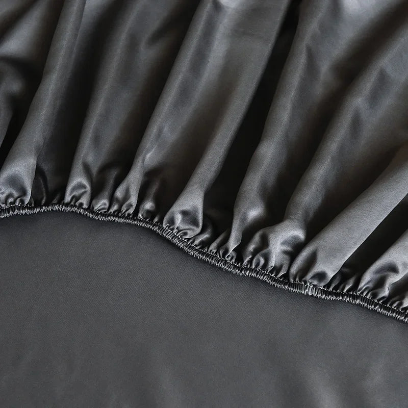 Sábana bajera de satén de alta gama con banda elástica, Sábana sedosa de Color sólido, funda de colchón antideslizante suave, colchas, ropa de cama