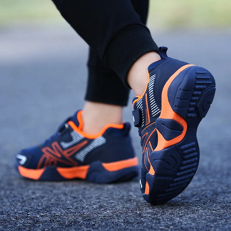 Zapatillas de deporte de moda para niños, zapatos deportivos transpirables de malla para correr, calzado ligero para caminar en la escuela