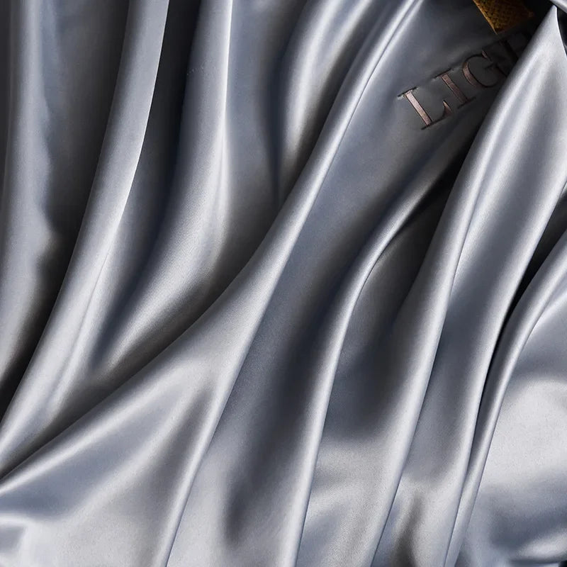 Sábana bajera de satén de alta gama con banda elástica, Sábana sedosa de Color sólido, funda de colchón antideslizante suave, colchas, ropa de cama