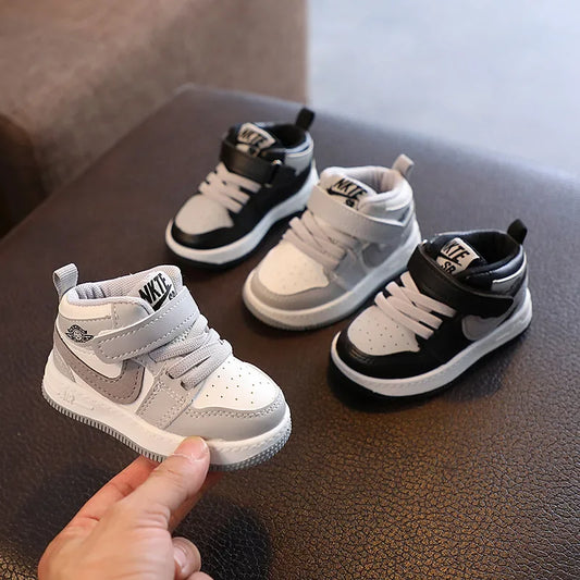 Zapatos informales para niños y niñas, calzado antideslizante para bebé, suela de cuero impermeable, otoño 2022