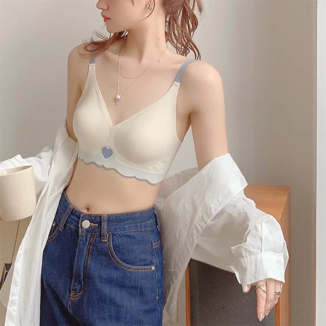 Sujetador Invisible de realce con espalda descubierta para mujer, sujetadores sexys de corte bajo, ropa interior de boda con espalda abierta, lencería sin costuras 2024