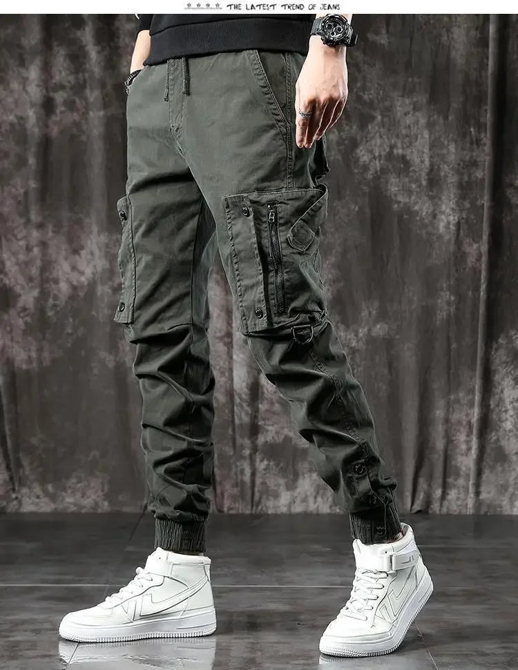 Pantalones Cargo de moda para hombre, pantalones ajustados de estilo informal, holgados, estilo americano, pantalones de pie pequeños con múltiples bolsillos, color negro, primavera y otoño