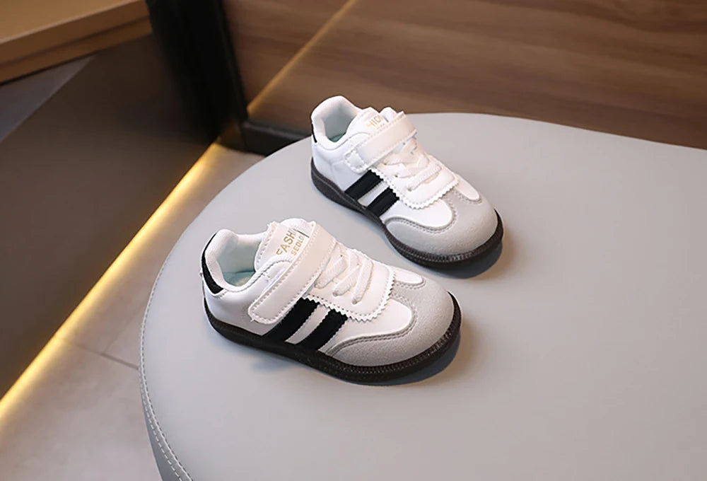 Zapatos deportivos de moda para niños, zapatillas ergonómicas de cuero PU para niños, zapatillas de deporte de suela blanda para niños, zapatillas de tenis para niños y niñas
