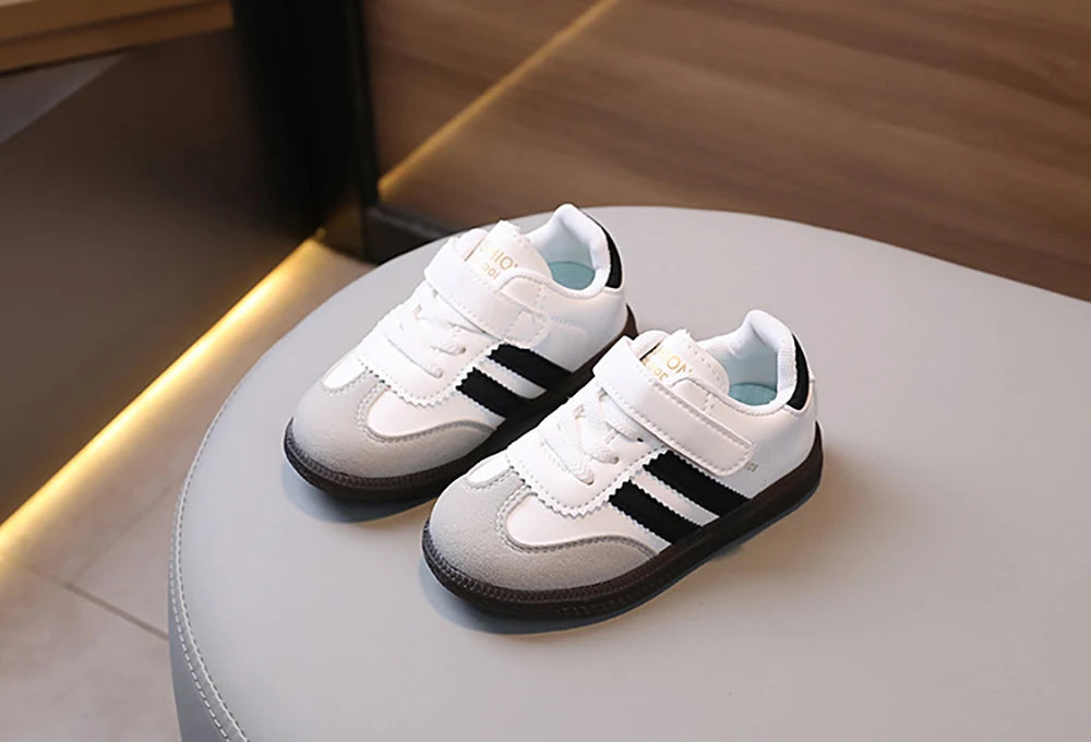 Zapatos deportivos de moda para niños, zapatillas ergonómicas de cuero PU para niños, zapatillas de deporte de suela blanda para niños, zapatillas de tenis para niños y niñas