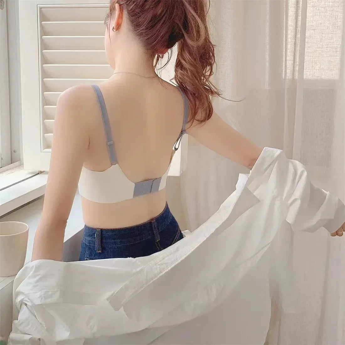 Sujetador Invisible de realce con espalda descubierta para mujer, sujetadores sexys de corte bajo, ropa interior de boda con espalda abierta, lencería sin costuras 2024